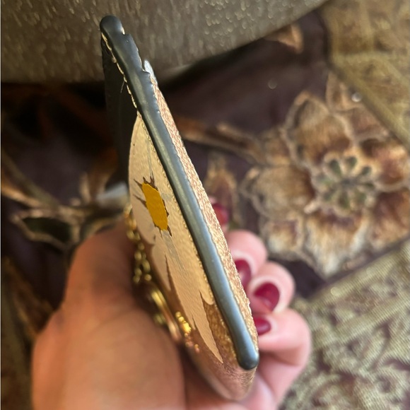 Authentic COACH Pebbled leather floral zip top card case with keychain - Picture 4 of 8